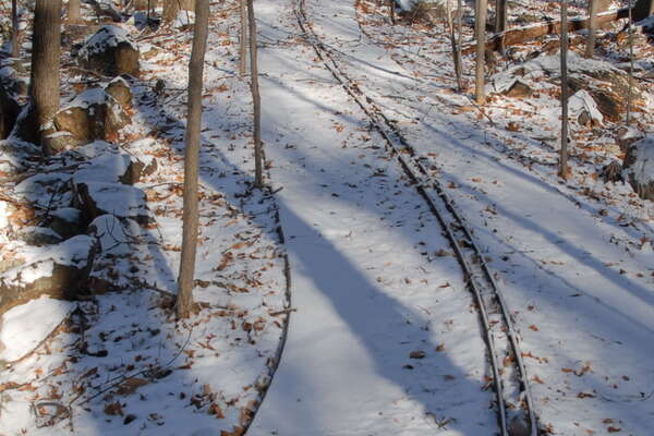 The old tracks for a kids ride