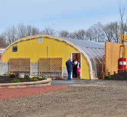 Visiting Oasis Family Farm in central New Jersey (video) - 06/14/2014