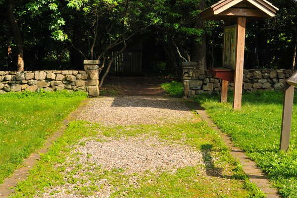 Cross Estate Gardens, 2018