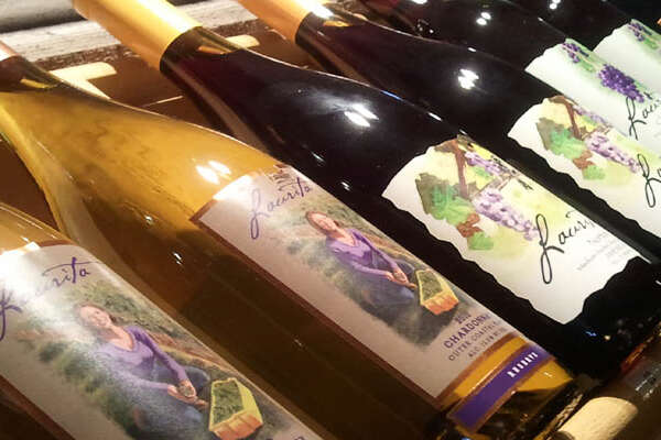  Laurita Winery