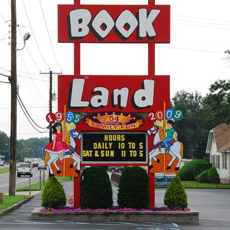 Photos Of: Storybook Land (they were closed, could not go in) - 06/26/2009