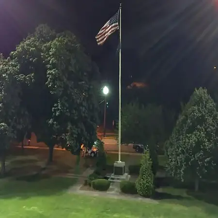 Maywood Memorial Park