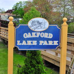 Oakford Lake Park